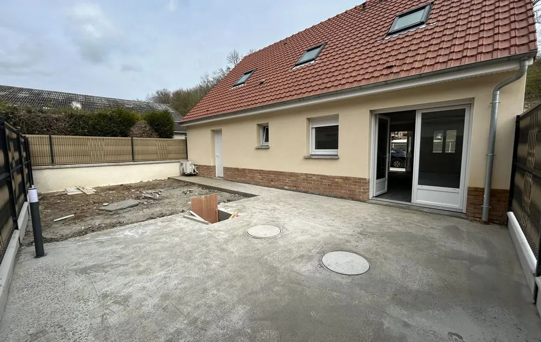 Photo 1
