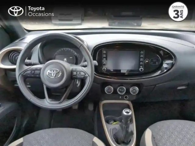 Toyota Aygo X 1.0 vvt-i 72ch design my23 — photo 8