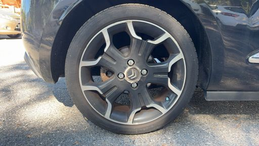 DS DS3 1.6 THP 155 - Chic – 2014 – 148667 km – Essence – Boîte Manuelle — photo 45