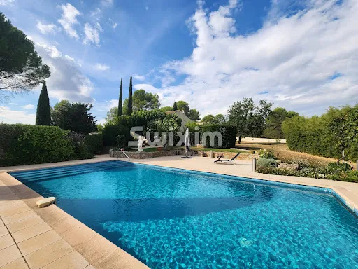 Propriété 8 pièces 295 m²