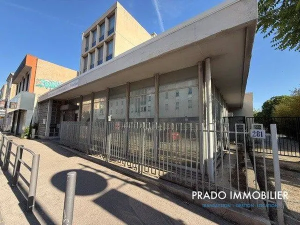 Bureaux 1037 m²