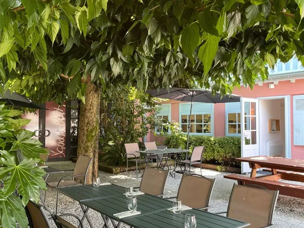 Vente restaurant avec jardin proche Pays Basque