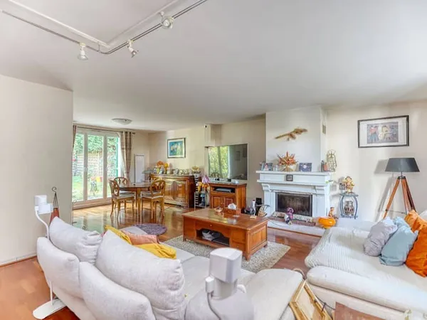 Maison 7 pièces 153 m²
