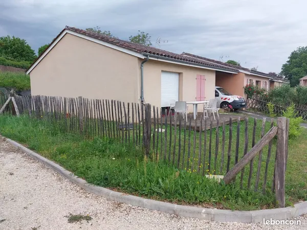 Maison Location Boulazac Isle Manoire 3p 80m² 750€
