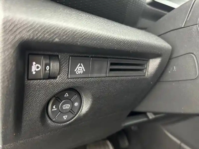Citroën C4 puretech 130 s&amp;s eat8 — photo 21