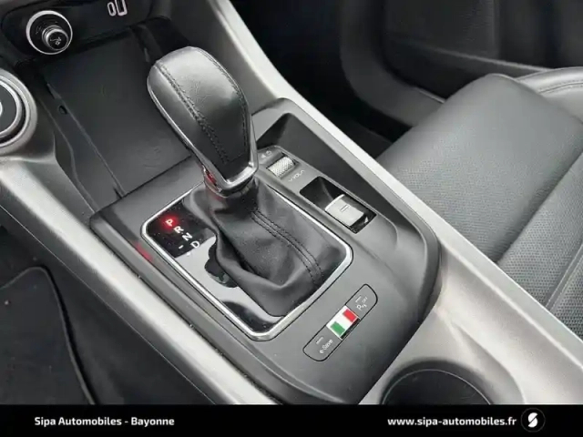 Alfa Romeo Tonale 1.3 hybride rechargeable phev 280ch at6 q4 — photo 28