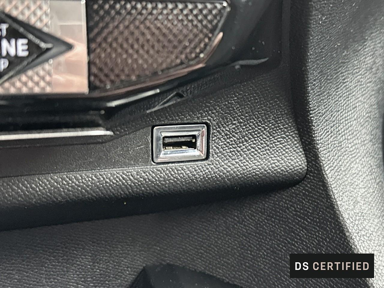 Ds Ds 3 crossback e-tense montmartre — photo 30
