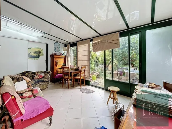 BÉZIERS Maison de plain-pied avec jardin, beau potentiel à