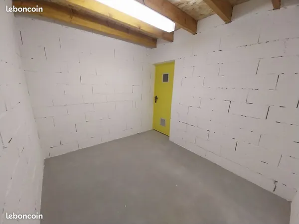 Stockage Location Scientrier  8m² 130€