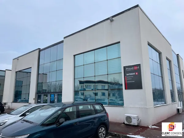 Bureaux 47 m²