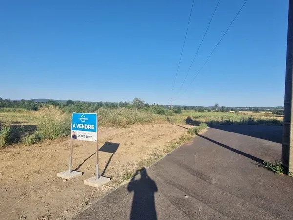 Terrain 6651 m²