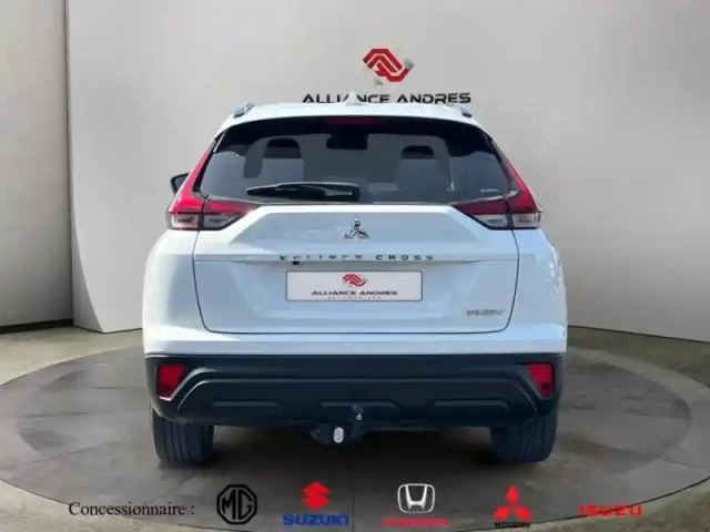 Mitsubishi Eclipse cross 2.4 mivec phev 188ch invite 4wd 2023 — photo 4