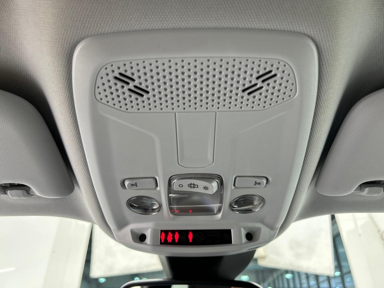 Peugeot 2008 puretech 130 s&s eat8 allure — photo 32