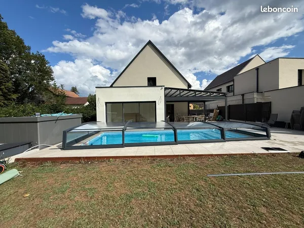 Maison contremporaine d'exception - 168m² - Terrain de 10ares - Piscine chauffée