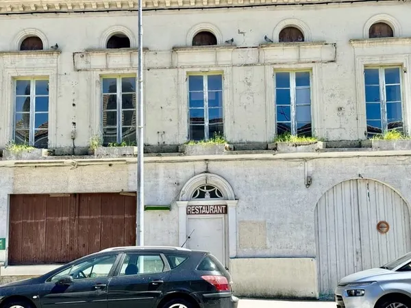 CENTRE VILLE ÉTAULIERS