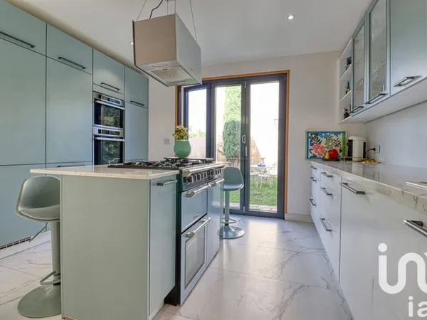 Maison 5 pièces 170 m²
