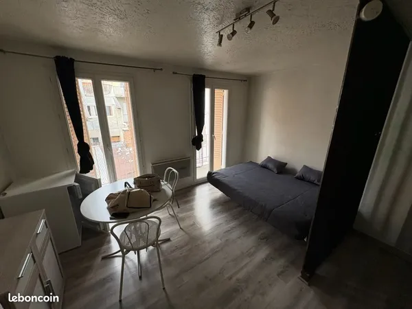 Location studio meublé