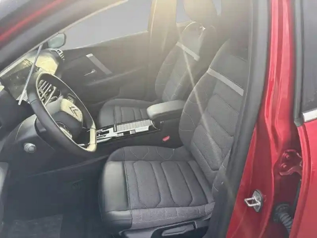 Citroën C4 e- 136 ch automatique — photo 31