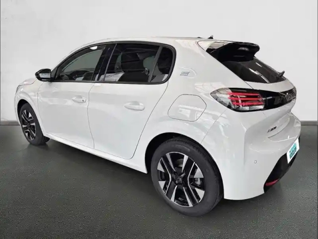 Peugeot 208 electrique 54 kwh 156ch — photo 36