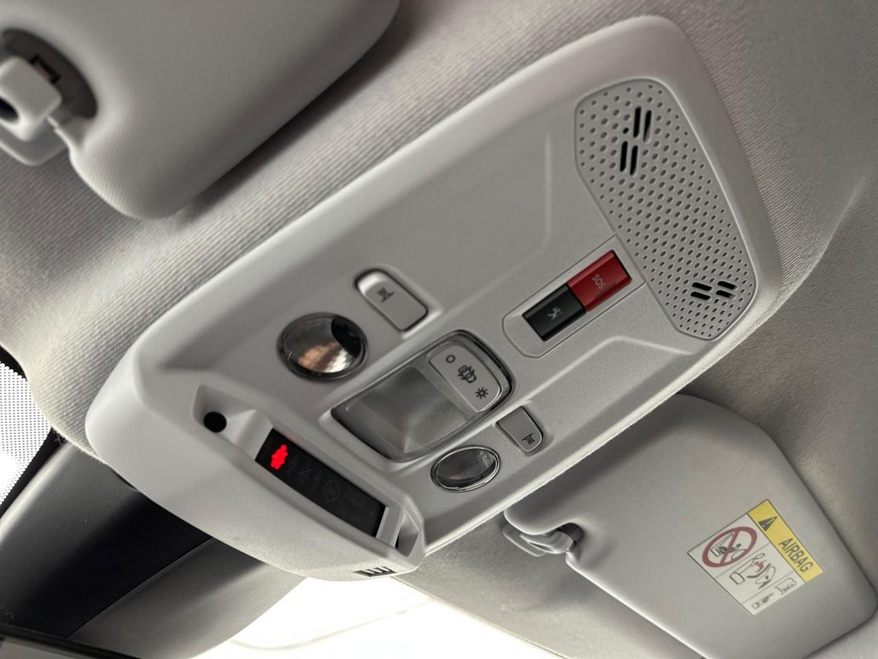 Peugeot 208 puretech 100 s&s bvm6 style — photo 30