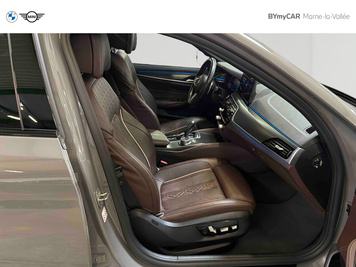 BMW 545e TwinPower Turbo xDrive 394 ch BVA8 — photo 41