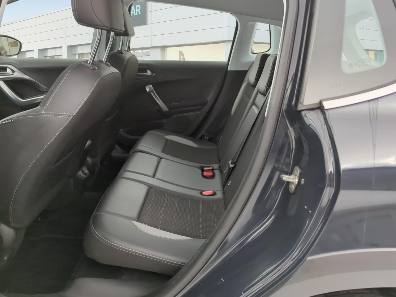 Peugeot 2008 bluehdi 100ch bvm6 allure — photo 10