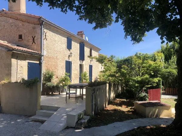 Vends ensemble immobilier de rapport - 660m²