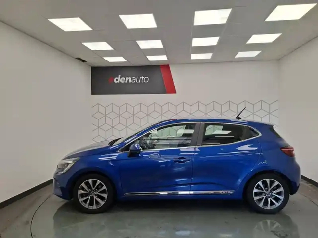 Renault Clio e-tech 140 - 21 — photo 14