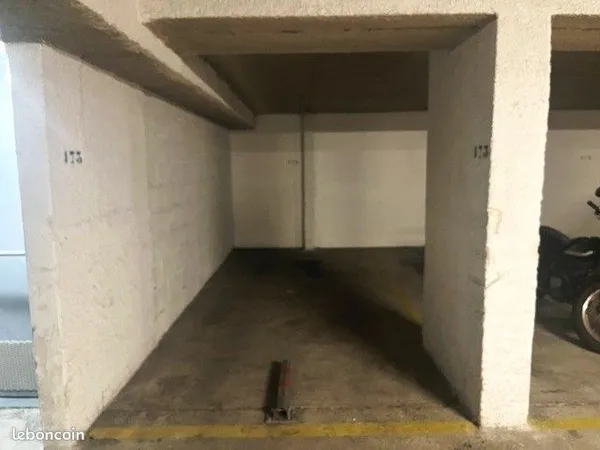 Parking Paris 11