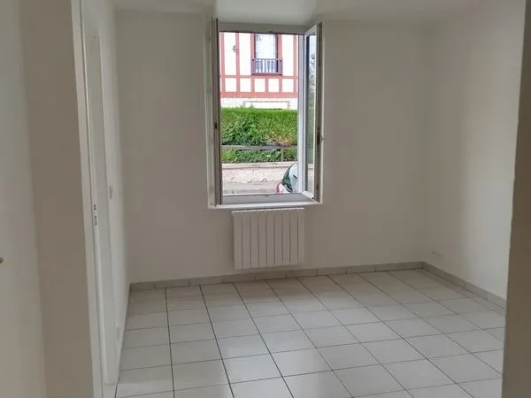 Châteaudun F2 RDC 37m² proche centre ville et gare