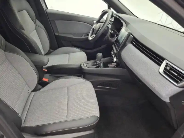 Renault Clio e-tech full hybrid 145 ch gsr2 — photo 18