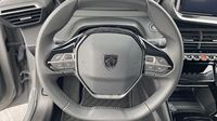 Peugeot 208 e-208 136ch 50 kWh Allure — photo 12
