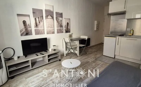 Immeuble 9 pièces 159 m²