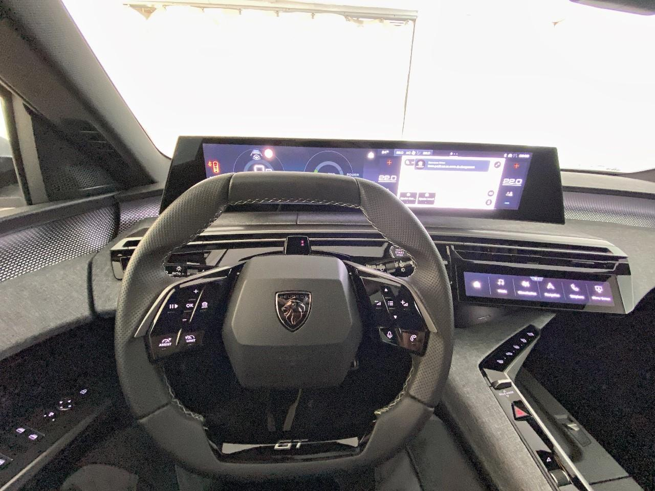 Peugeot 5008 hybrid 145 ch e-dcs6 gt — photo 12