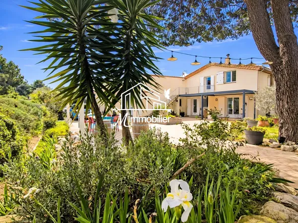 Maison 224 m²