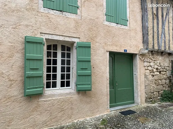 Maison de ville T3 centre-ville SAINT CLAR