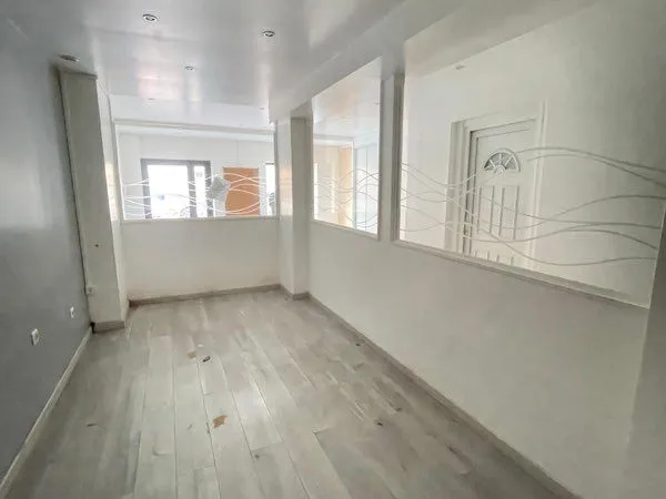 Magasin commercial disponible en CV de Châlons en Champagne