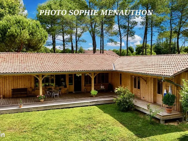Villa 4 pièces 165 m²
