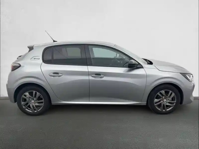 Peugeot 208 puretech 75 s&amp;s bvm5 — photo 76