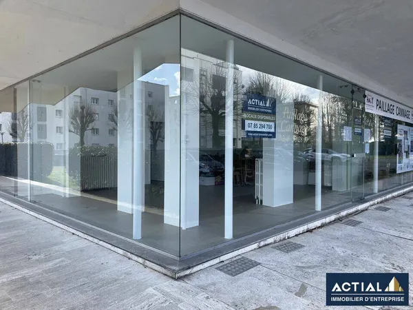 Local commercial 112 m²