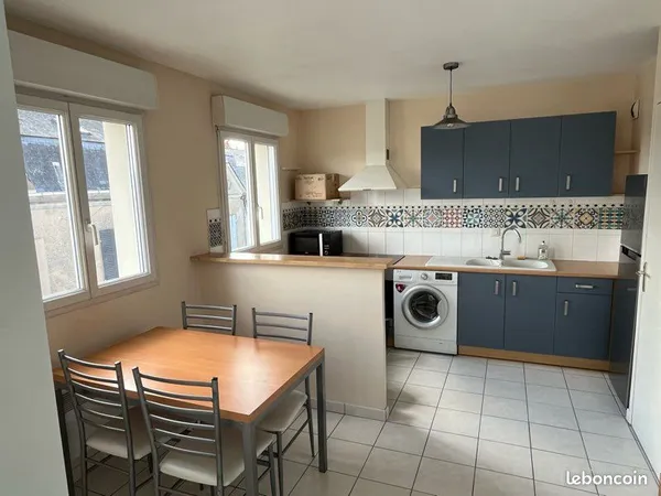 Appartement T3 duplex 64 m² rue Barra