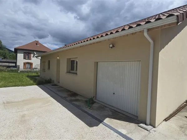 Villa T4 Massieu DPE A année 2023