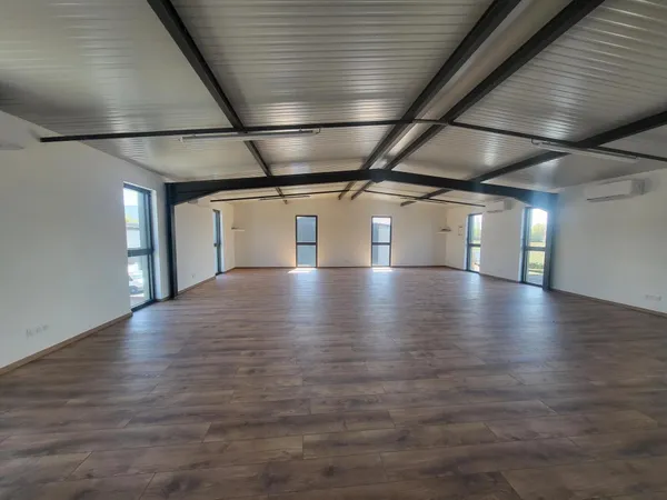 Bureaux neufs