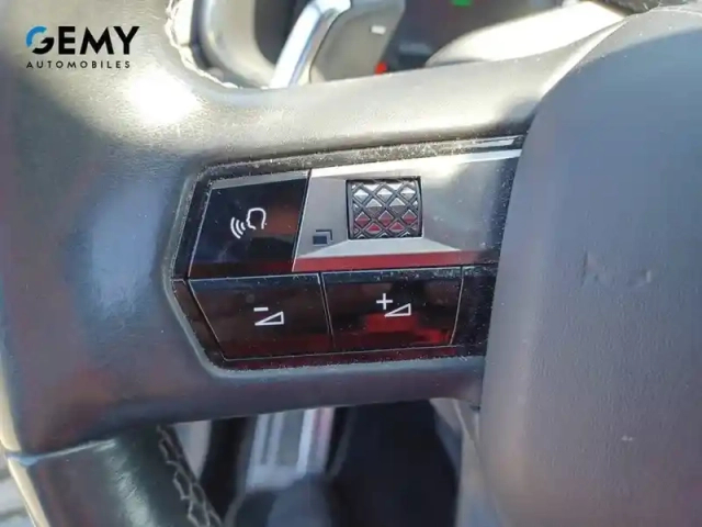 Ds Ds 7 ds7 crossback hybride e-tense 300 eat8 4x4 — photo 16