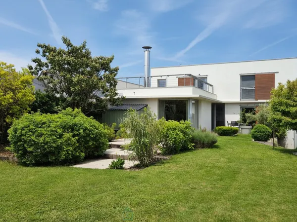 Maison contemporaine 6 pièces 183 m²