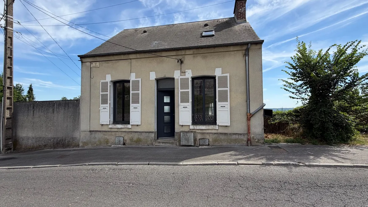 Photo 1