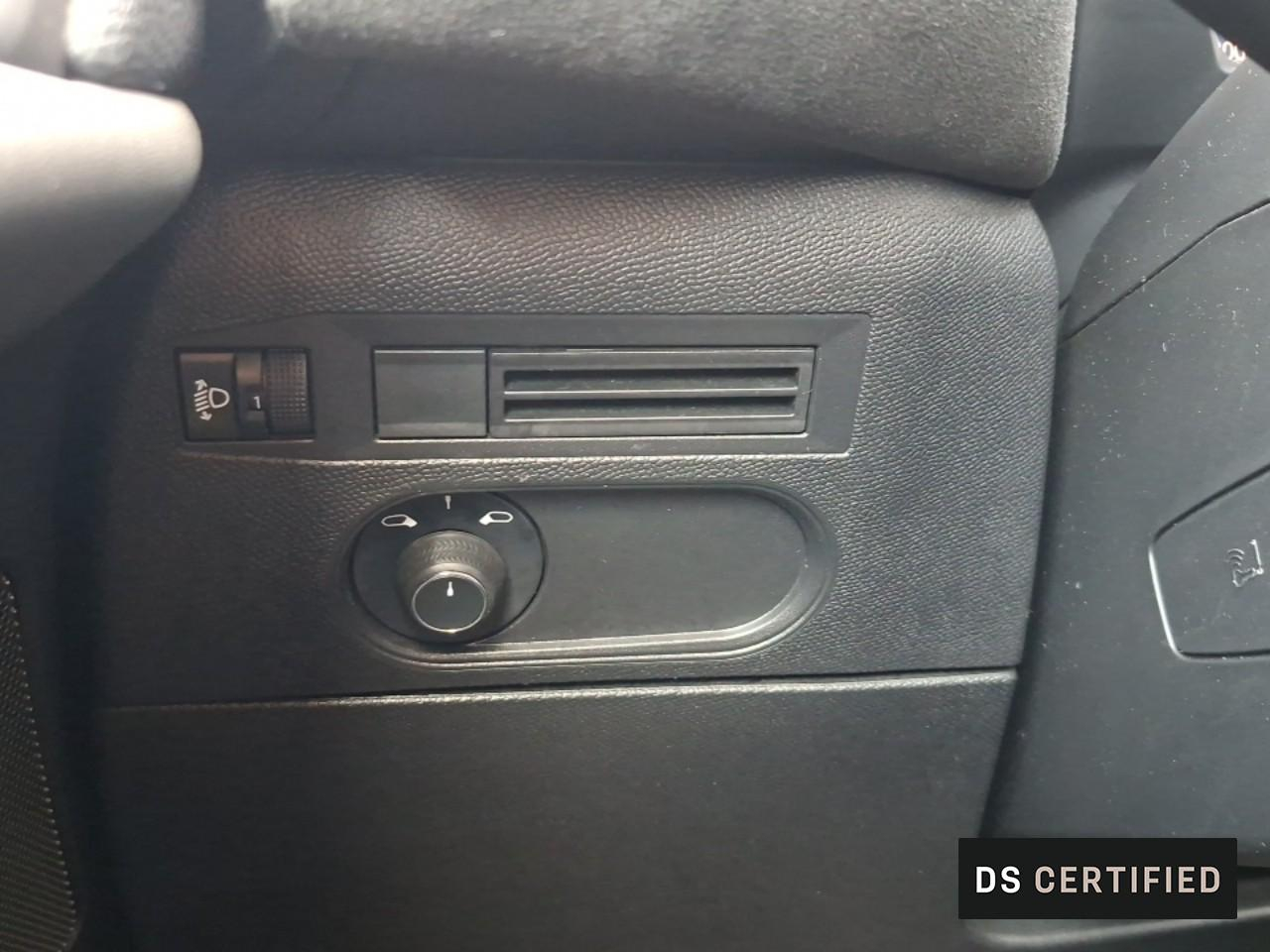 Ds Ds 3 crossback puretech 130 eat8 performance line+ — photo 30