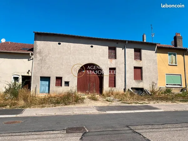 Grange 1 pièce 160 m²