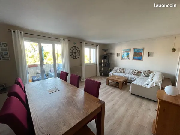 4/5 pièces traversant - Terrasse de 12 m2 - 3 chambres - Cave Cannes, secteur Croix des Gardes
