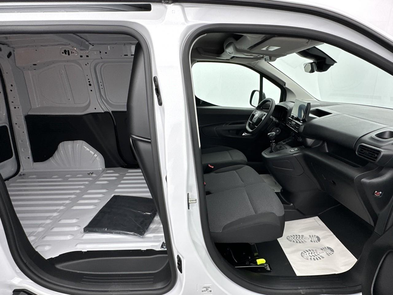 Citroën Berlingo van m diesel 100 ch manuelle — photo 11
